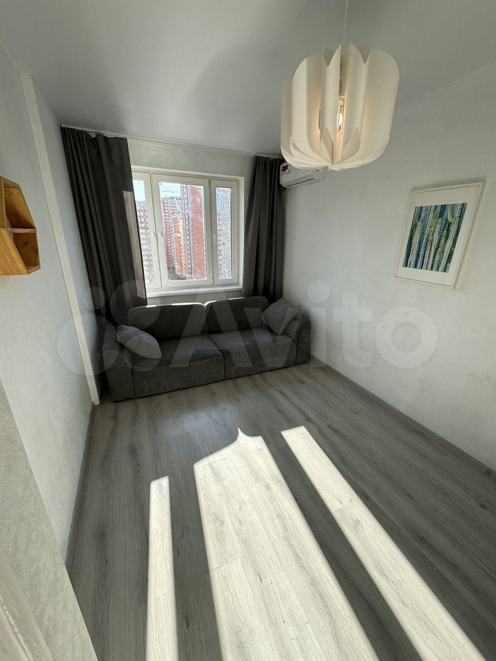 1-комн., 33 м², 13/24 этаж, ул. им. Героя Яцкова И.В., 1/10 — фото 3