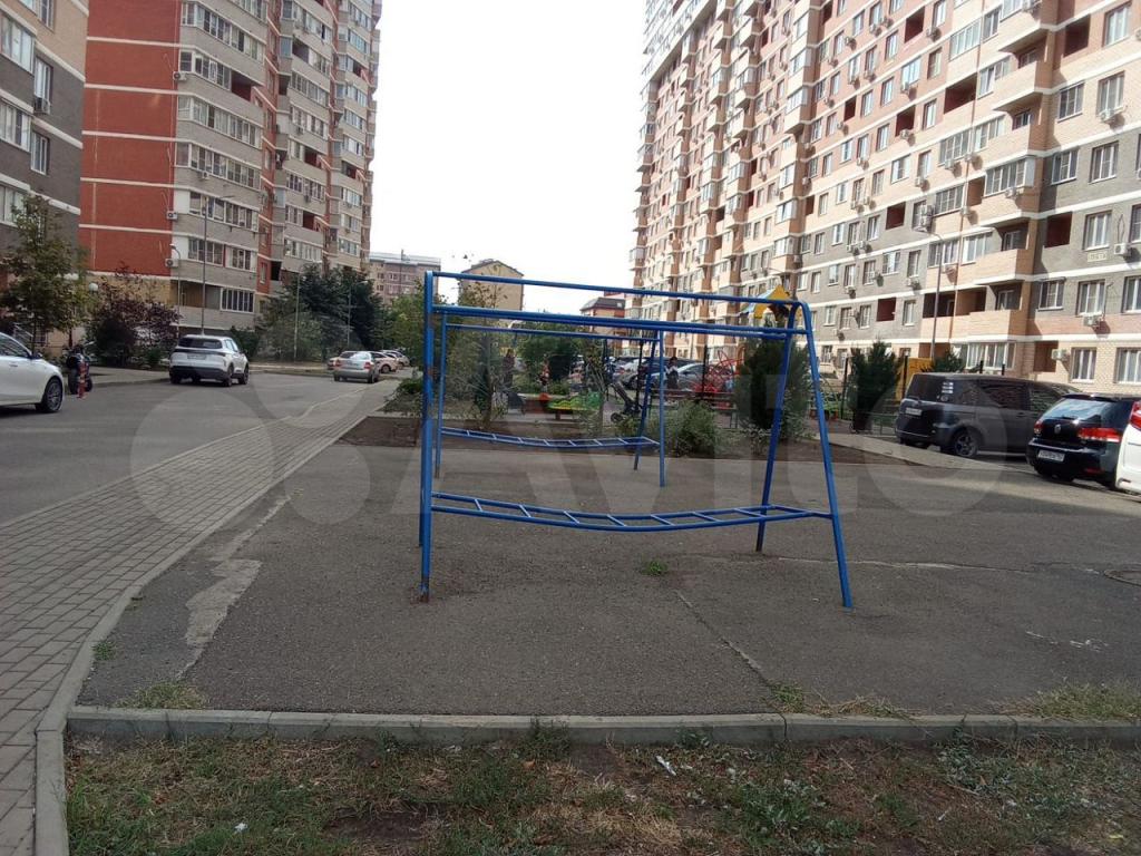 Продается 1-комн. квартира, 35 м² — фото 4