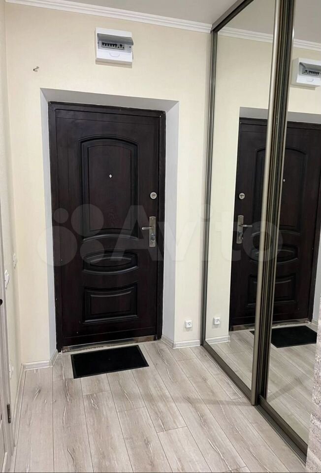 1-комн., 27 м², 15/18 этаж, ул. им. Героя Сарабеева В.И., 5к5 — фото 2