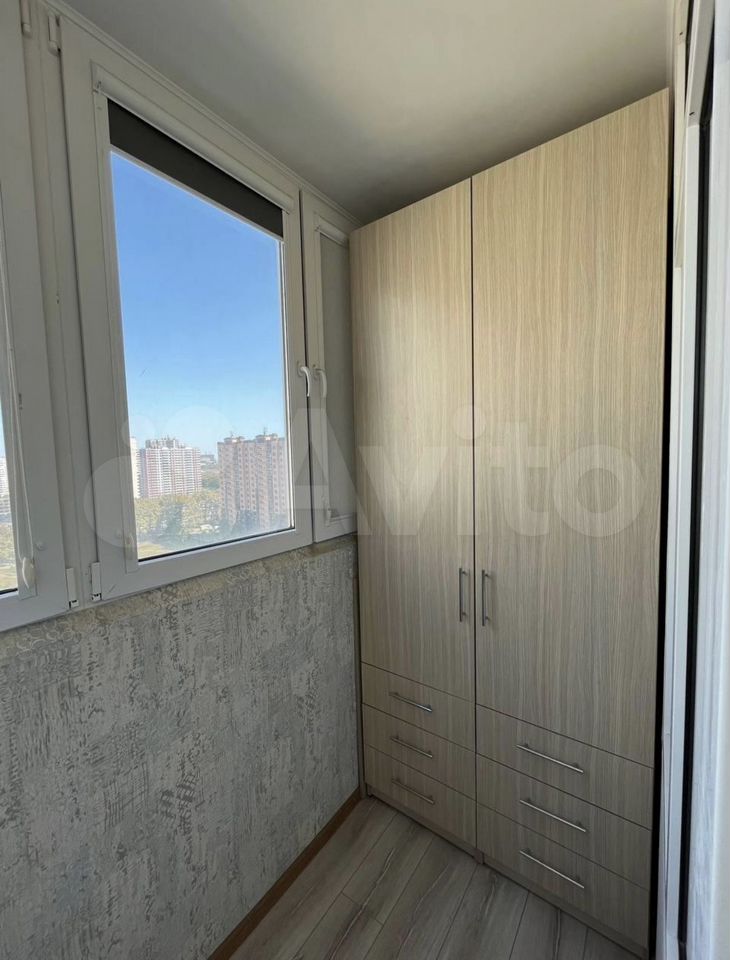 1-комн., 27 м², 15/18 этаж, ул. им. Героя Сарабеева В.И., 5к5 — фото 4