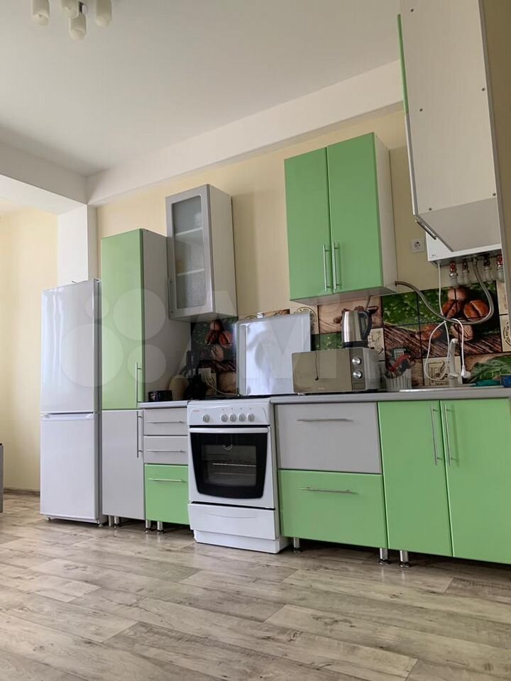 2-комн., 46 м², 8/8 этаж, Сочи, жилой район Адлер, Изумрудная ул., 42 — фото 2