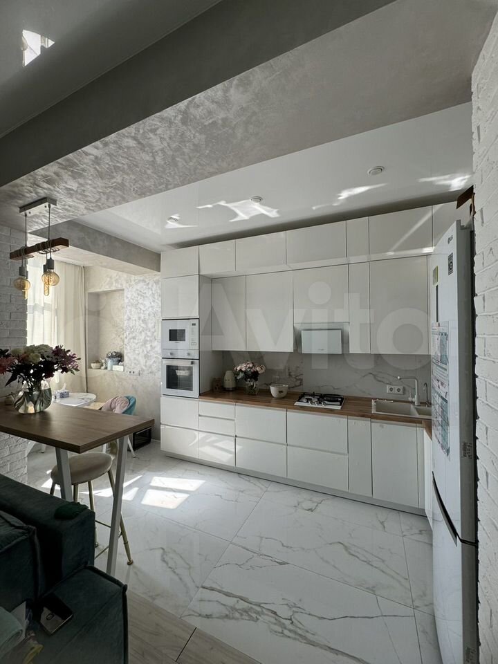 3-комн., 70 м², 6/8 этаж, г Сочи, р-н Адлерский внутригородской, ул Изумрудная, д 44/3 — фото 2