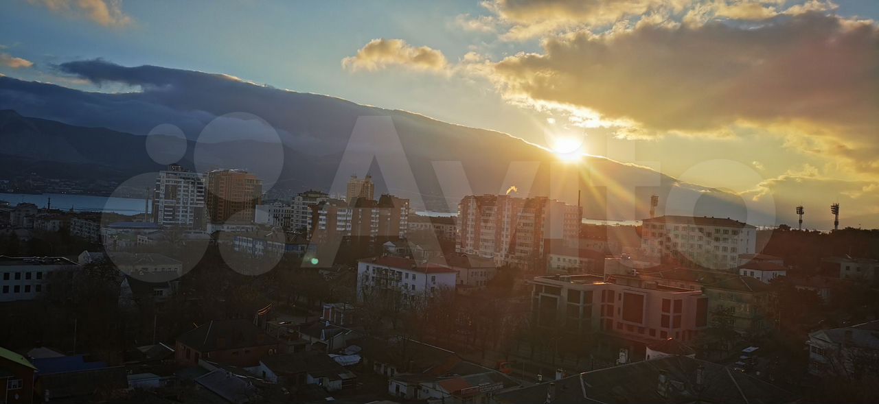 3-комн., 94 м², 8/8 этаж, Новороссийск, ул. Конституции, 22 — фото 2