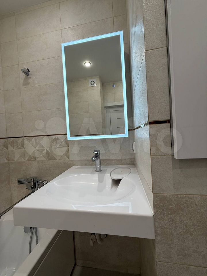 2-комн., 49.9 м², 11/19 этаж, ЖК «Светлоград» — фото 5