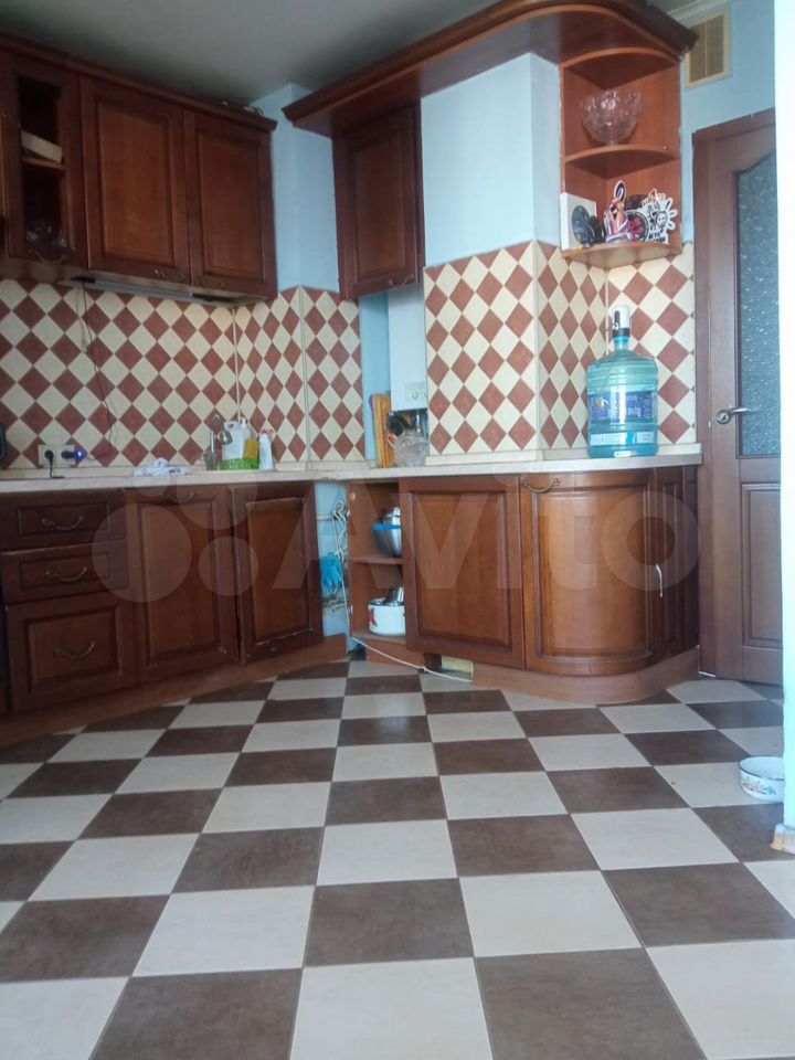 4+ комнаты, 124.5 м², 9/10 этаж, Новороссийск — фото 2