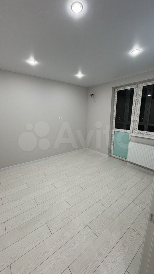 1-комн., 38 м², 6/10 этаж, ЖК «Микрорайон Южане» — фото 2