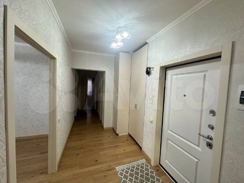 3-комн., 67 м², 16/16 этаж, мкр-н Центральный, ул. Коммунаров, 57 — фото 5
