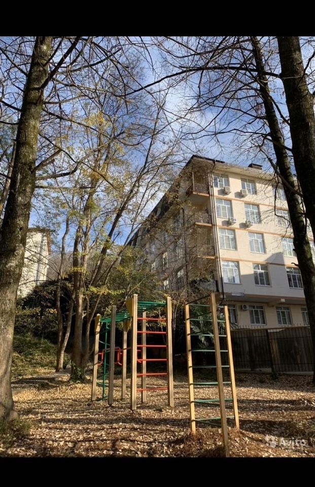 1-комн., 44.7 м², 1/6 этаж, Сочи, мкр-н Бытха, Ворошиловская ул., 9/5 — фото 3