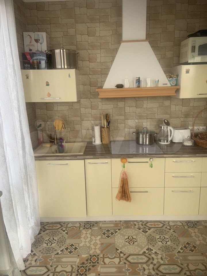 1-комн., 39 м², 2/4 этаж, г Сочи, р-н Адлерский внутригородской, ул Троицкая, д 94А — фото 3
