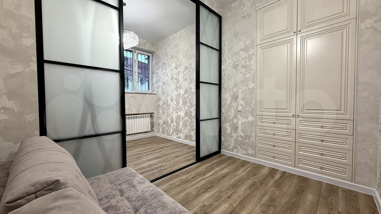 1-комн., 23.5 м², 1/4 этаж, Сочи, мкр-н Светлана, ул. Дмитриевой, 32Б — фото 2