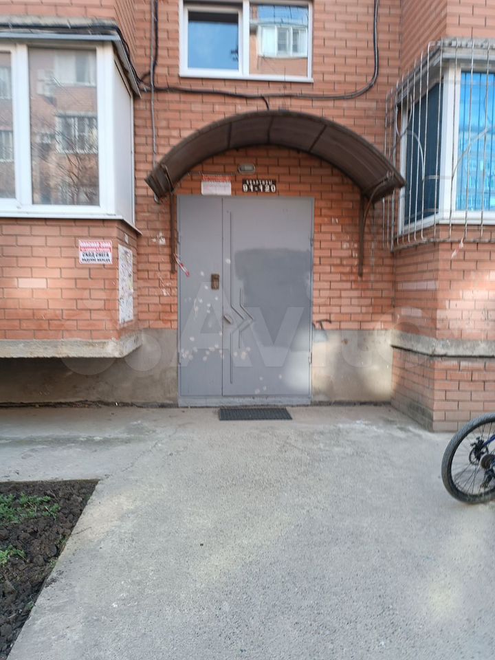 1-комн., 32.3 м², 6/6 этаж, Музыкальный мкр-н, ул. имени С.В. Рахманинова, 17 — фото 2