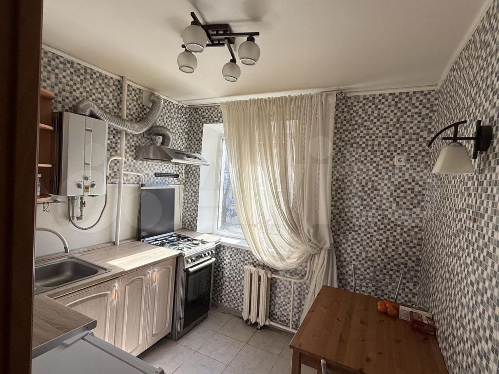 2-комн., 42.6 м², 3/5 этаж, мкр-н Завод Измерительных Приборов, ул. Курчатова, 6 — фото 4