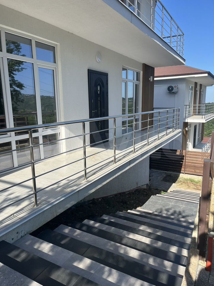 4+ комнаты, 186 м², г Сочи, село Нижняя Шиловка, ул Светогорская, д 121 — фото 3
