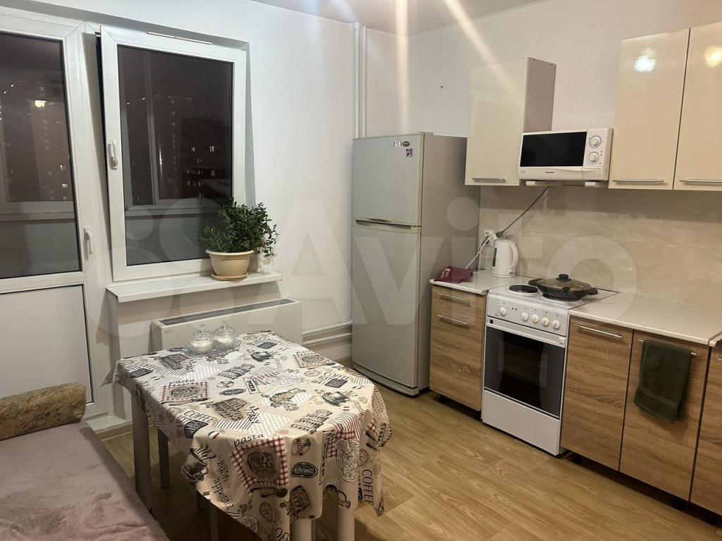 1-комн., 37 м², 13/16 этаж, ул. Карякина, 22