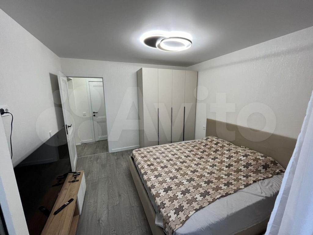 2-комн., 65 м², 13/16 этаж, г Краснодар, ул им. 40-летия Победы, д 33/9