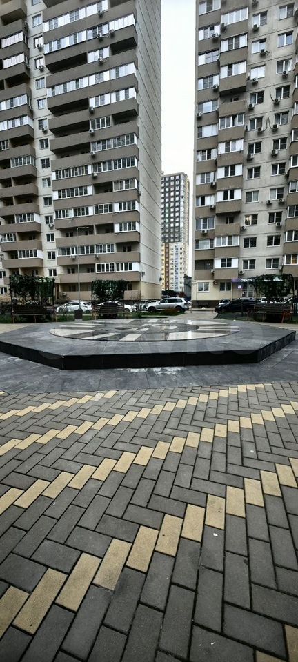 1-комн., 33 м², 1/24 этаж, Карасунский внутригородской округ, мкр-н Камвольно-суконный Комбинат, Магистральная ул., 11к2