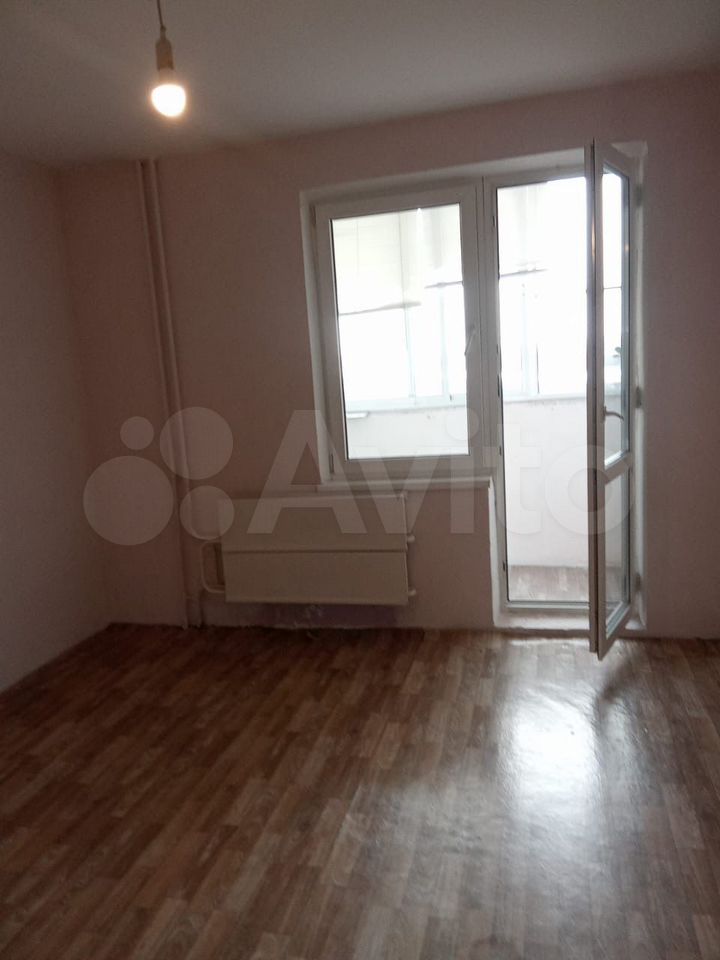 2-комн., 67 м², 13/14 этаж, ул. Академика Лукьяненко, 32