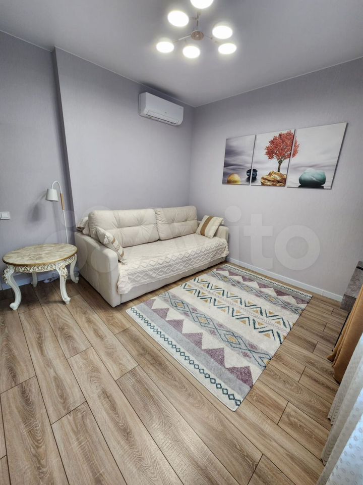 2-комн., 43 м², 2/24 этаж, ЖК «Улыбка»