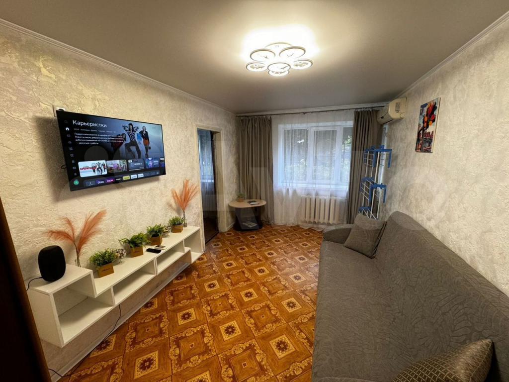 3-комн., 53 м², 1/5 этаж, Новороссийск, наб. Адмирала Серебрякова, 21