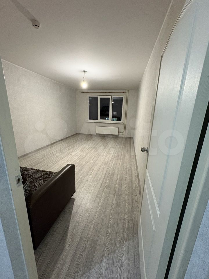 2-комн., 62.5 м², 12/16 этаж, ул. Героя А.А. Аверкиева, 18