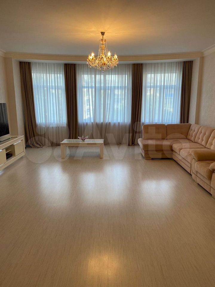 3-комн., 113 м², 2/9 этаж, Новороссийск, ул. Видова, 65