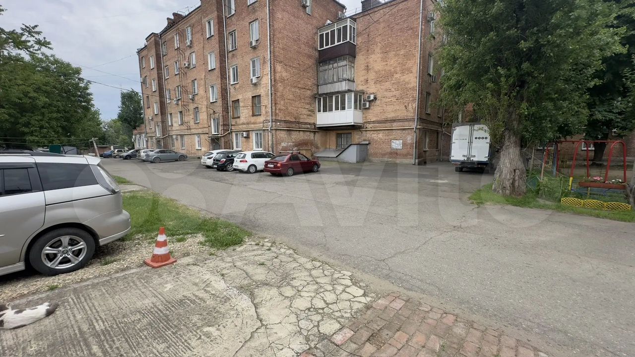 4+ комнаты, 73.3 м², 1/5 этаж, Центральный внутригородской округ, мкр-н Центральный, ул. Митрофана Седина, 2