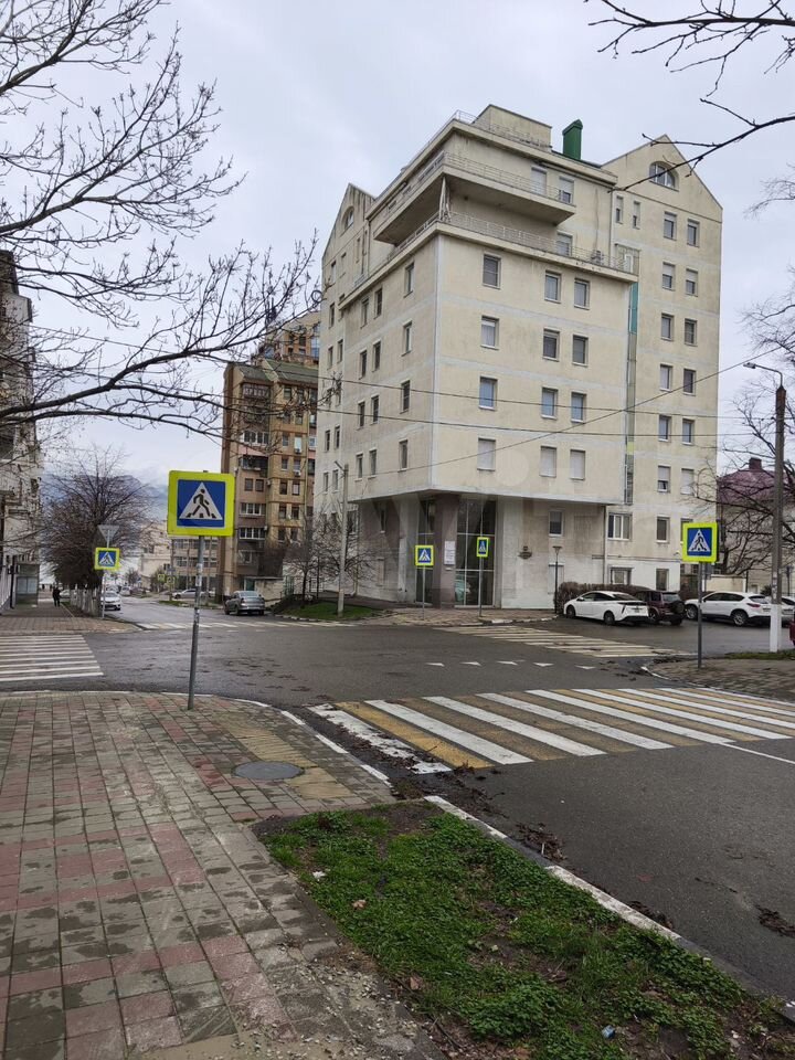 4+ комнаты, 148 м², 3/8 этаж, Новороссийск, ул. Губернского, 42А