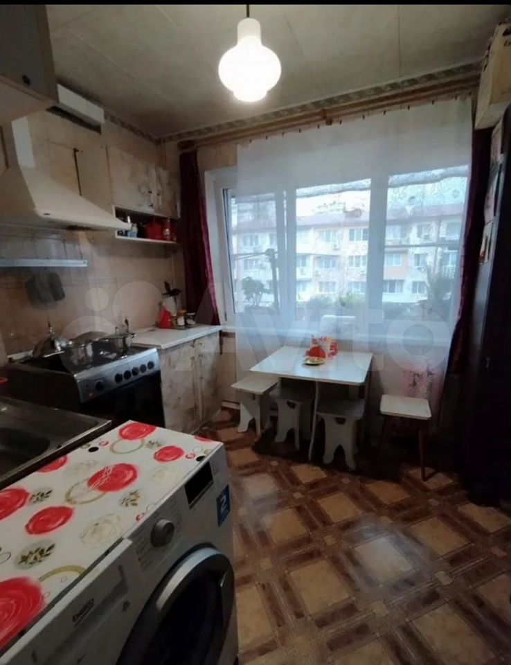1-комн., 32 м², 4/5 этаж, Сочи, жилой район Адлер, ул. Голубые Дали, 5