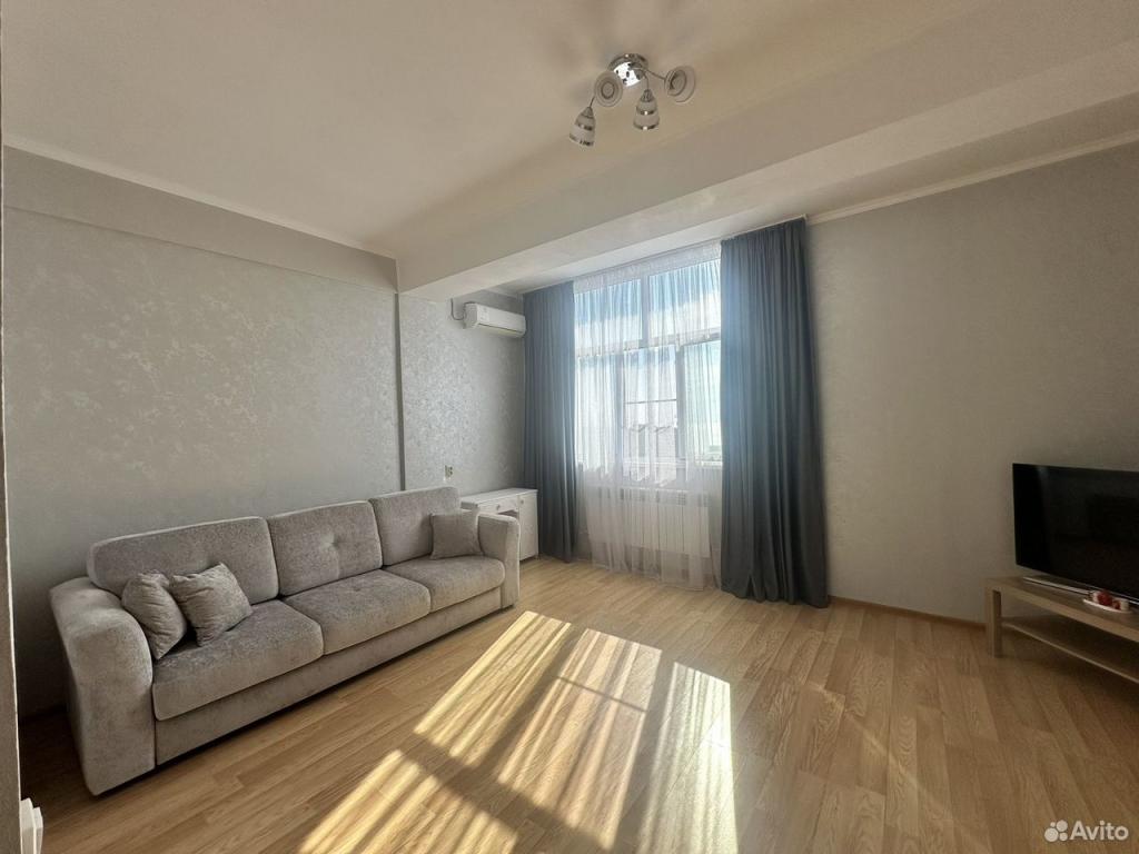 Продается 4-комн. квартира, 90 м²