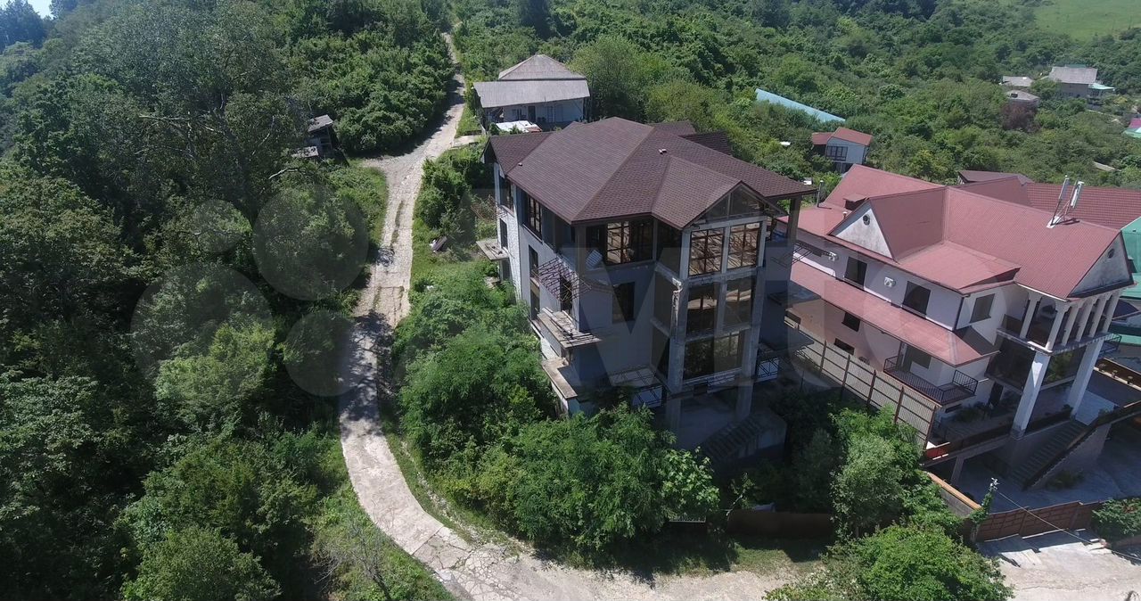 4+ комнаты, 940 м², г.о. Сочи, с. Горное Лоо, Плановая ул., 1к13