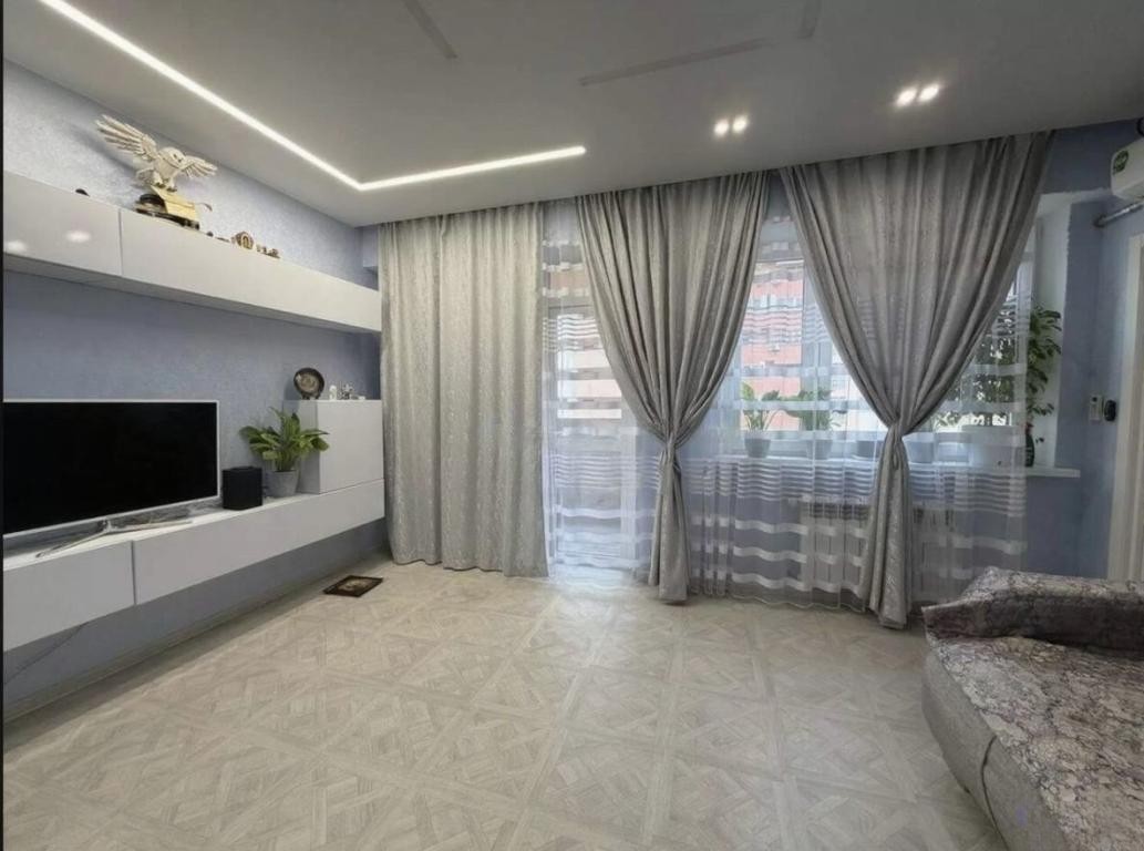 3-комн., 80 м², 9/16 этаж, Новороссийск, ул. Видова, 121Ак8 — фото 3