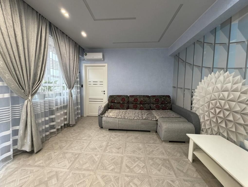 3-комн., 80 м², 9/16 этаж, Новороссийск, ул. Видова, 121Ак8 — фото 2