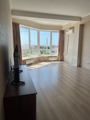 3-комн., 84.4 м², 8/9 этаж, Сочи, Урожайная ул., 71/1к6р-н Адлерский — фото 4