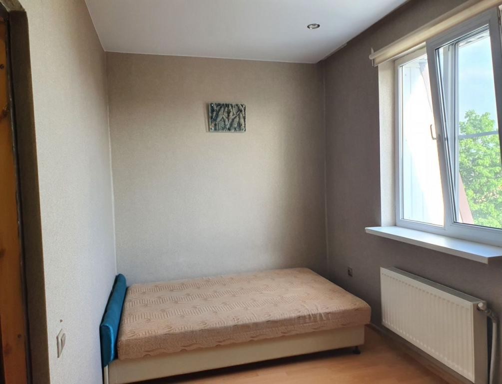 3-комн., 82 м², 4/4 этаж, Центральный внутригородской округ, мкр-н Центральный, ул. Леваневского, 67 — фото 4
