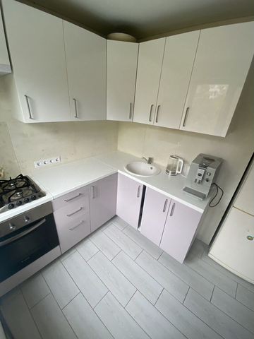 3-комн., 59 м², 4/5 этаж, Карасунский внутригородской округ, микрорайон Гидростроителей, ул. Игнатова, 33 — фото 3