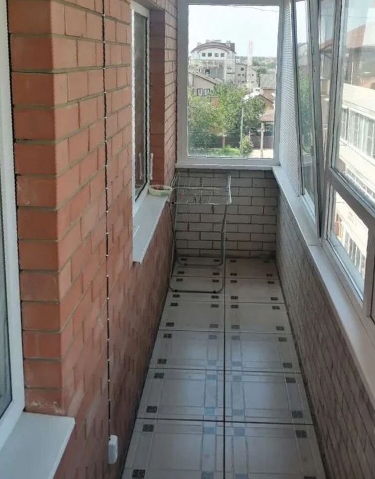1-комн., 50.4 м², 5/5 этаж, мкр-н Сады Калинина, Семёновская ул., 43 — фото 2