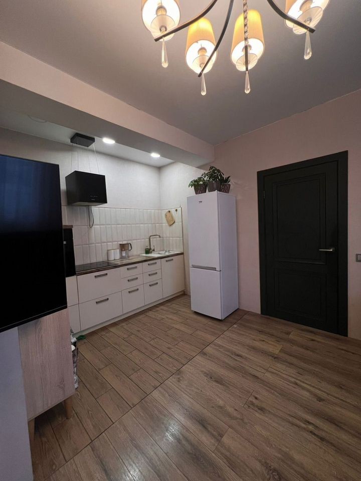 3-комн., 46.5 м², 1/6 этаж, Сочи, мкр-н Новый Сочи, Клубничная ул., 6 — фото 3