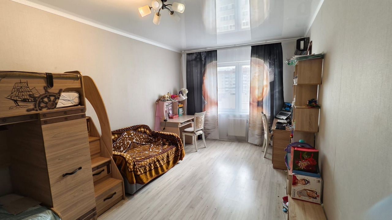 2-комн., 67 м², 13/14 этаж, Новороссийск, Южная ул., 27 — фото 2