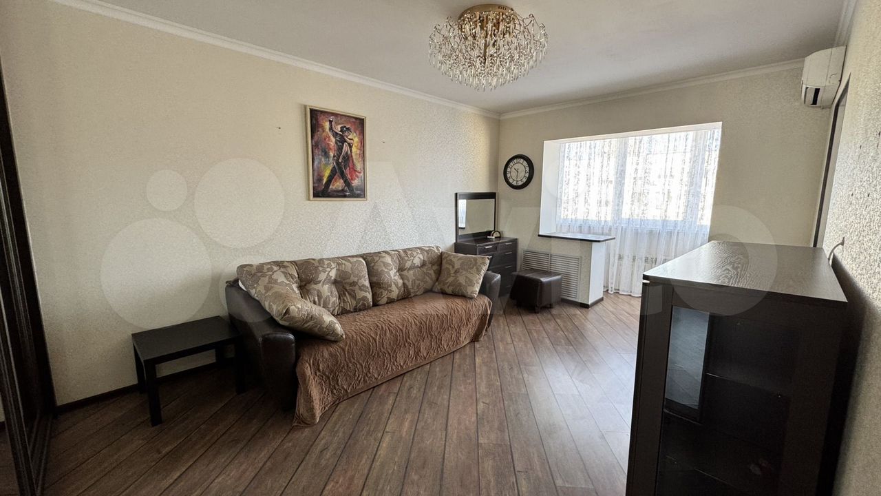 1-комн., 37.4 м², 9/9 этаж, Новороссийск, ул. Алексеева, 25 — фото 2