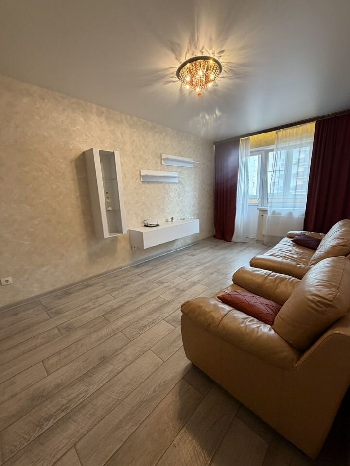 2-комн., 65 м², 19/22 этаж, Фестивальный мкр-н, мкр-н Солнечный, Казбекская ул., 3 — фото 4