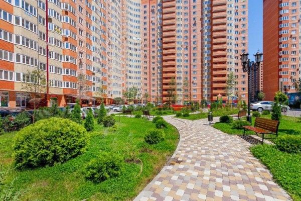 3-комн., 95 м², 18/18 этаж, ул. им. Героя Сарабеева В.И., 3 — фото 3