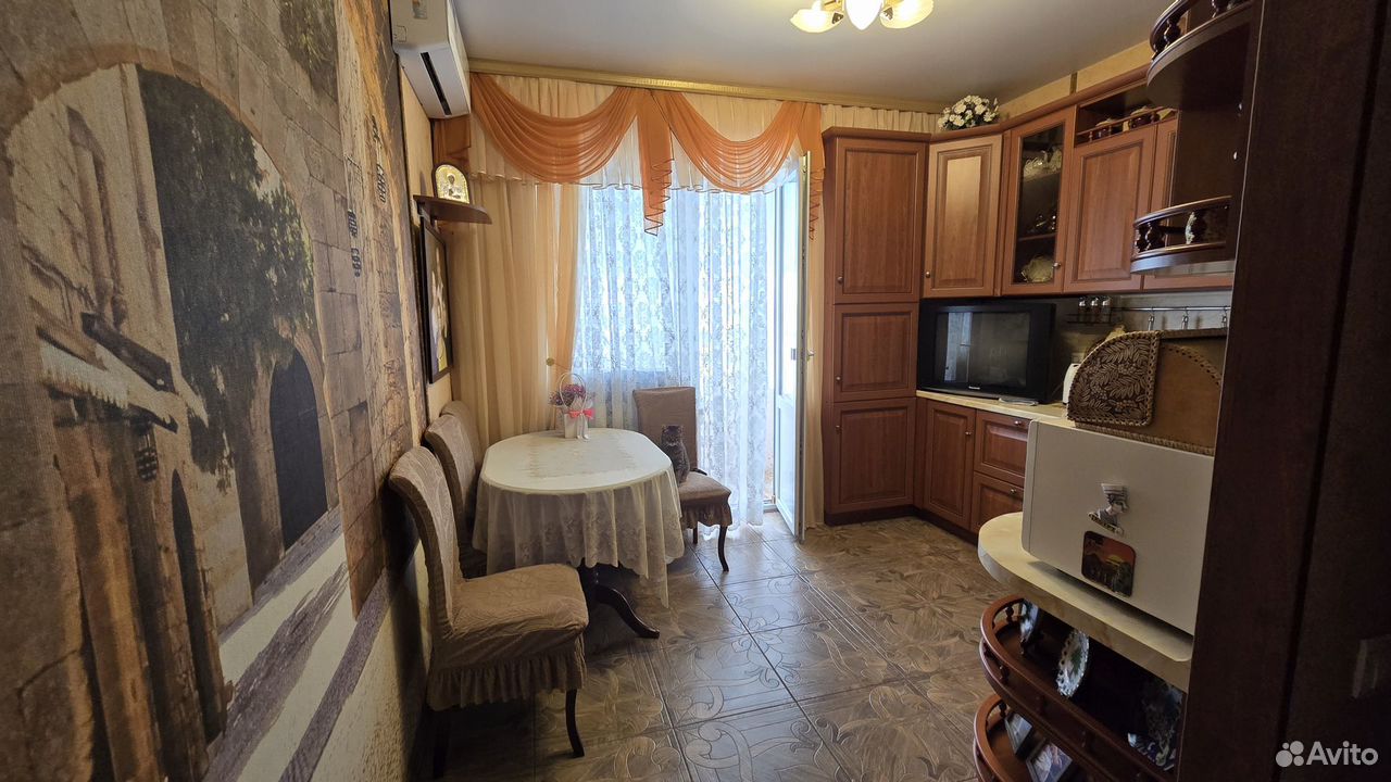 2-комн., 57.9 м², 3/16 этаж, Новороссийск, ул. Куникова, 20А — фото 2