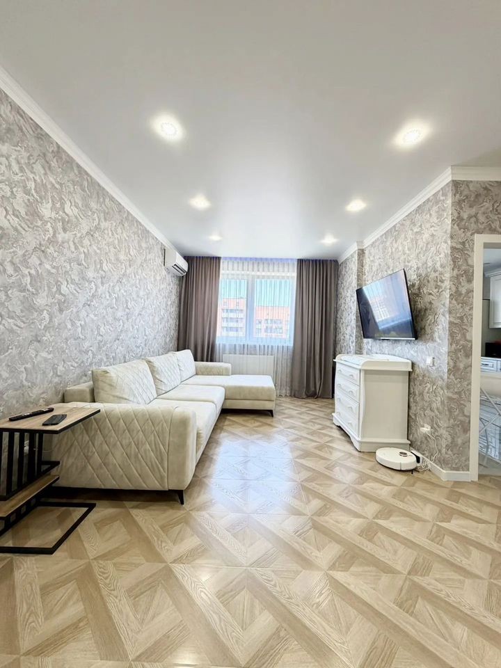 2-комн., 52 м², 15/16 этаж, ул. имени Владимира Жириновского, 1к2 — фото 3