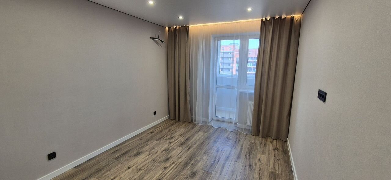 2-комн., 52 м², 15/16 этаж, ул. имени Владимира Жириновского, 1к1 — фото 2