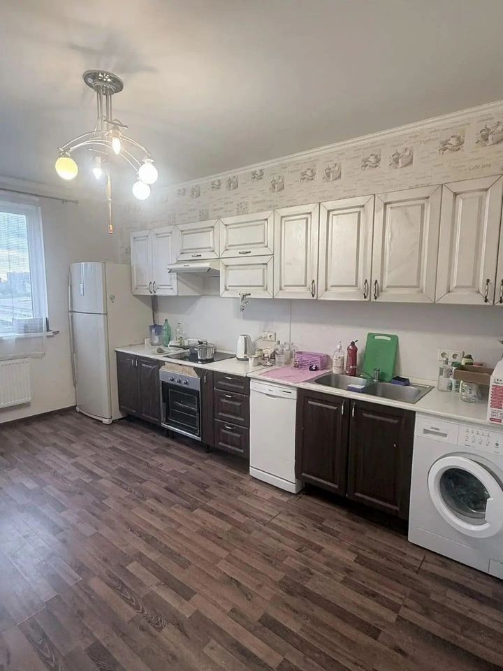 3-комн., 90 м², 6/17 этаж, ул. Александра Покрышкина, 2/2 — фото 5