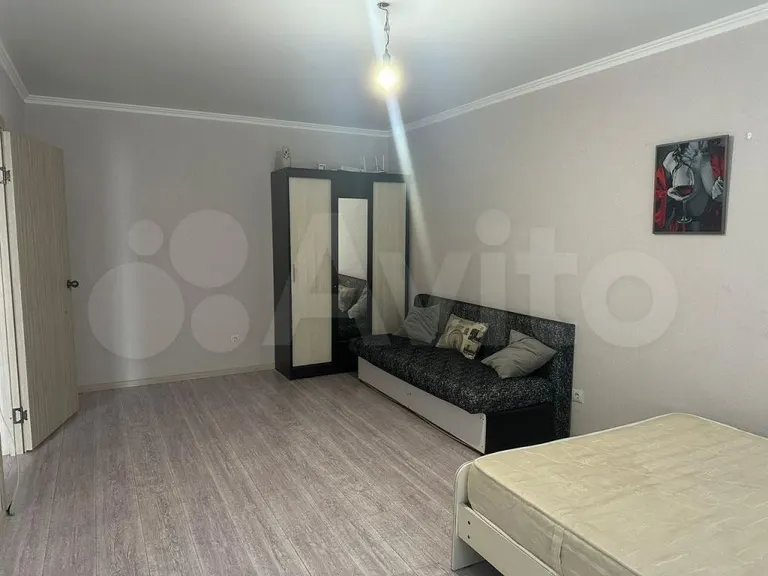 Продается 1-комн. квартира, 40 м² — фото 2