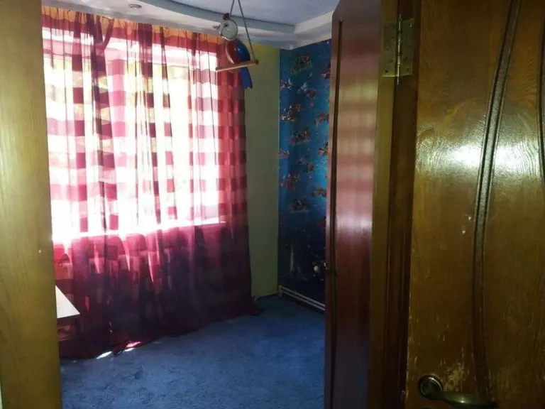 3-комн., 65 м², 1/2 этаж, муниципальное образование  пос. Лазурный, Октябрьская ул., 21/1 — фото 3