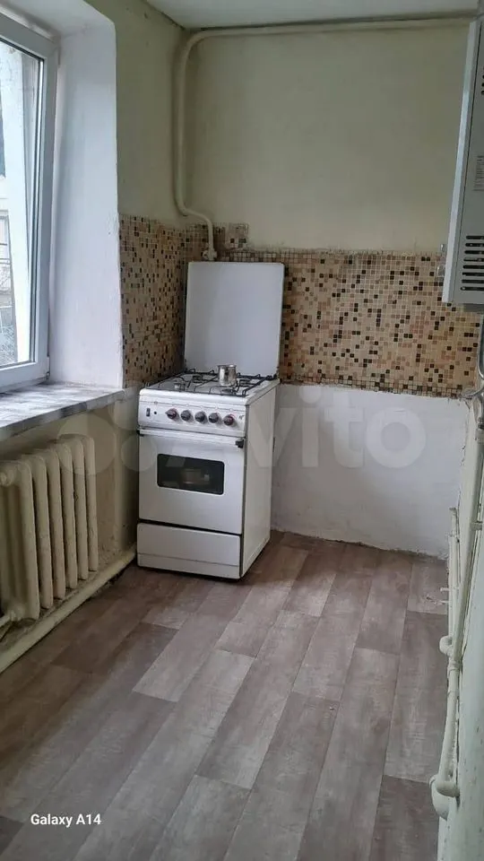 3-комн., 56 м², 1/2 этаж, Карасунский внутригородской округ, мкр-н Камвольно-суконный Комбинат, 1-й Онежский пр., 3 — фото 2