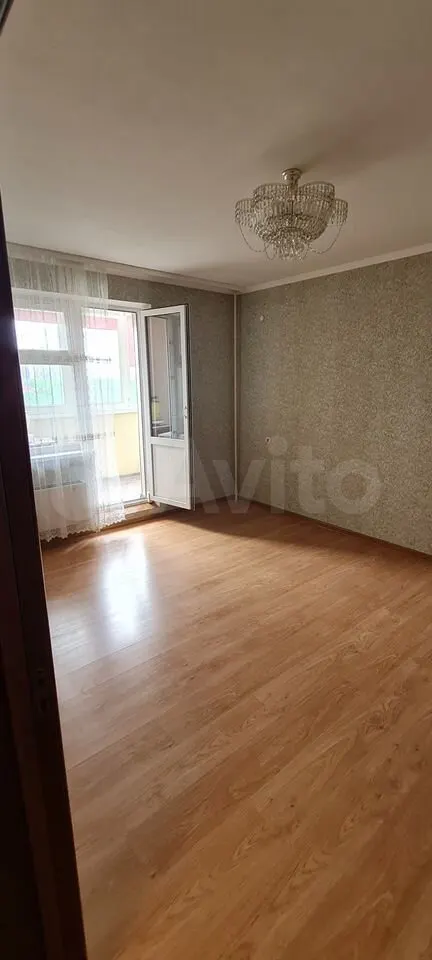 Продается 3-комн. квартира, 96 м² — фото 2