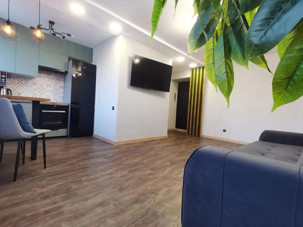2-комн., 43.7 м², 2/9 этаж, ул. Селезнёва, 86/1
